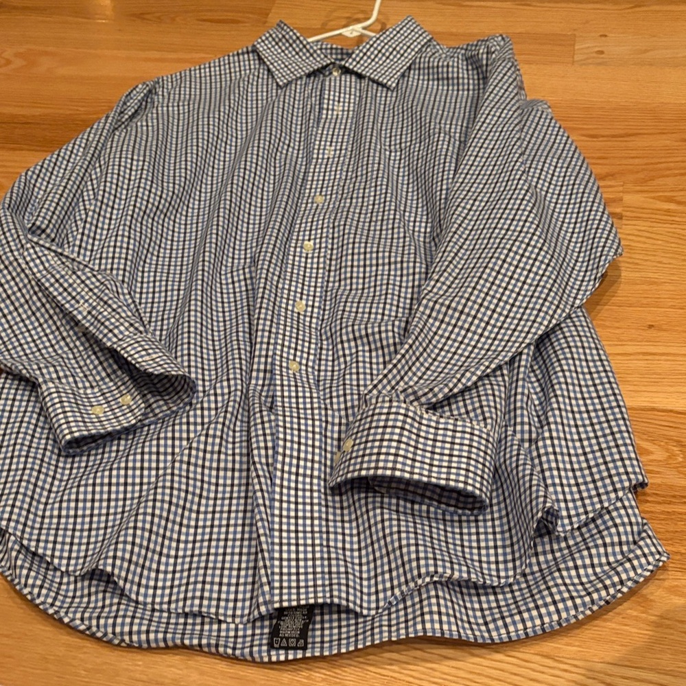Gant Men's Blue and White Plaid Casual Shirt
